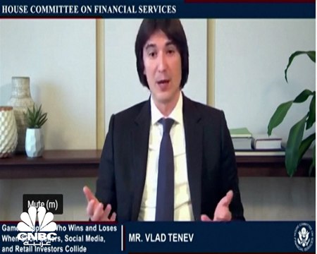 الرئيس التنفيذي لـ Robinhood: لم نتعرض لضغوط بشأن تقييد التداول على سهم GameStop