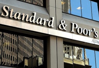 وكالة S&P Global: المتحورات الجديدة أحبطت مسارات تعافي اقتصادات منطقة الشرق الأوسط وشمال أفريقيا