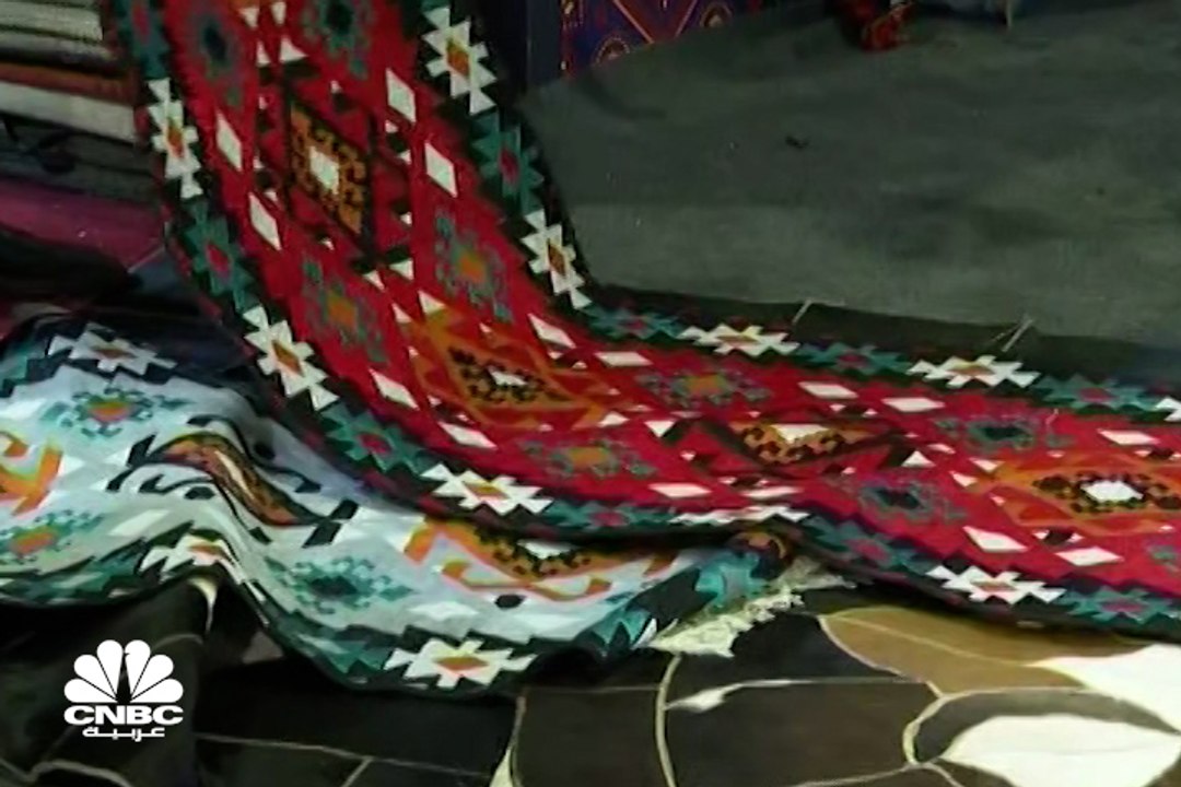 معرض "تراثنا".. قطع فنية ومشغولات تراثية بأيادي مصرية