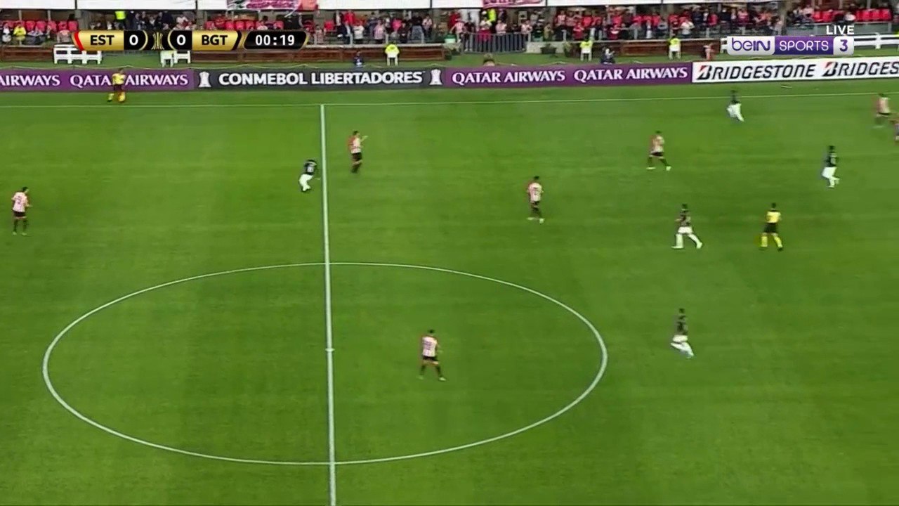 Estudiantes v Bragantino