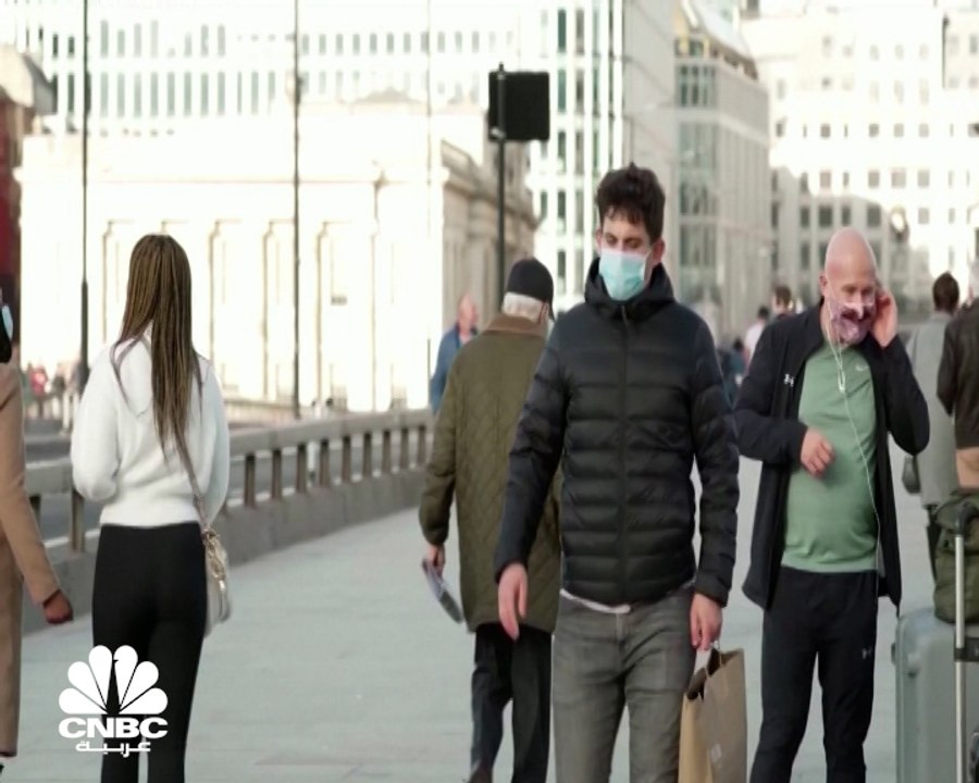 وزير الصحة البريطاني: نراقب الأوضاع عن كثب لاتخاذ إجراءات لاحتواء انتشار أوميكرون