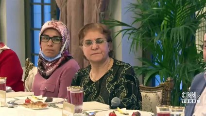 Emine Erdoğan, yaşlı ve engelli yakınlarına bakan ailelerle iftarda buluştu