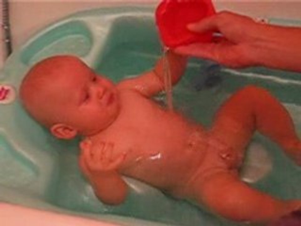 Ma fausse colere dans le bain 03-10-07