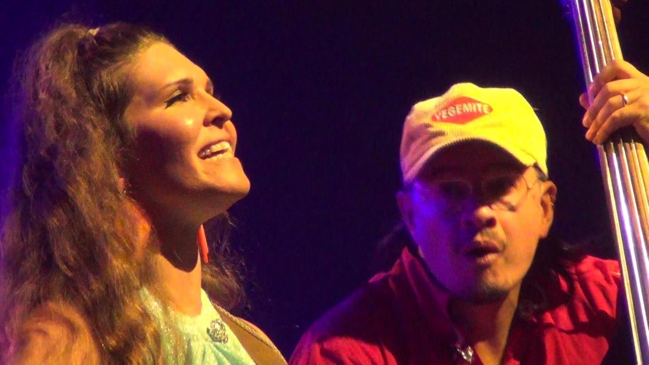 Tamworth Country Music Festival 2022  Fanny Lumsden w/Raechel Whitchurch & Melody Moko, 1-2, Katie Jayne, TCMF 5, Capitol Theatre, Tamsworth, 23 Apr 2022