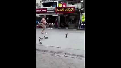 Ankara'da çıplak vatandaş şaşkınlığı