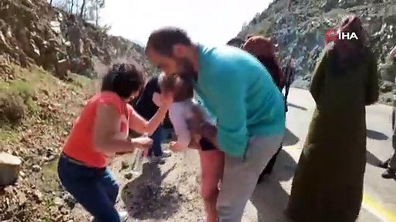 Takla atan araçta dehşeti yaşadılar