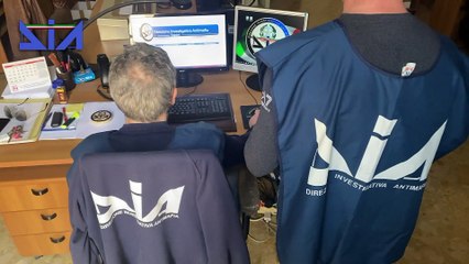 Video herunterladen: Castelvetrano (TP) - Mafia e scommesse online, confiscati beni per 300mila euro a imprenditore (27.04.22)