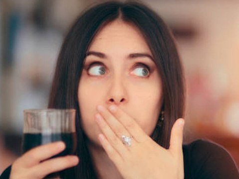 Schluckauf stoppen: Mit diesen fünf Tipps klappt es garantiert!