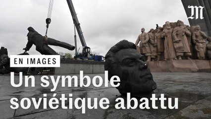 « Elle n’a plus aucun sens » : Kiev détruit une statue montrant l’amitié russo-ukrainienne