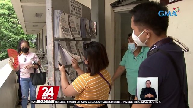 Mga botanteng hindi mahanap ang pangalan nila sa Precinct Finder, nagpunta sa mga tanggapan ng Comelec | 24 Oras
