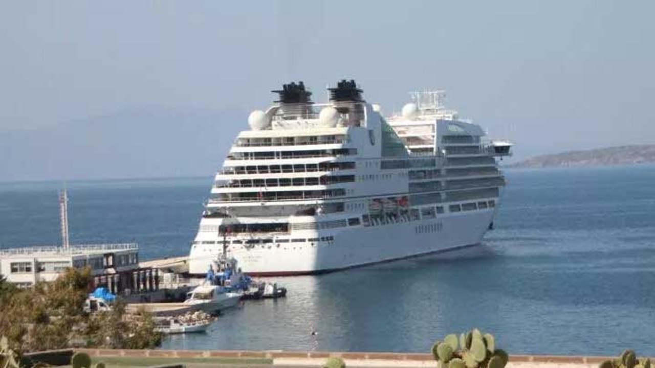 Bodrum'a sezonun ikinci kruvaziyer gemisi geldi