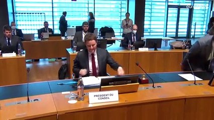 Bruselas da el primer paso para congelar fondos a Hungría