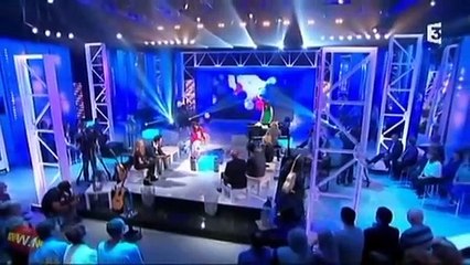 Christophe et Nolwenn Leroy chantent "Les mots bleus" en live sur France 3