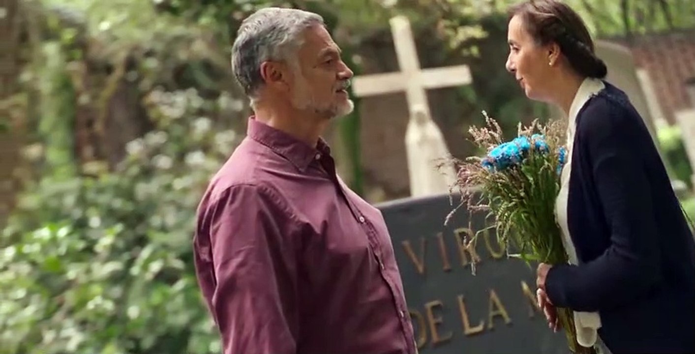 The House of Flowers S03 E01 video Dailymotion