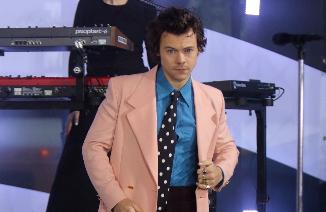 Harry Styles explica por que sentia vergonha de vida sexual