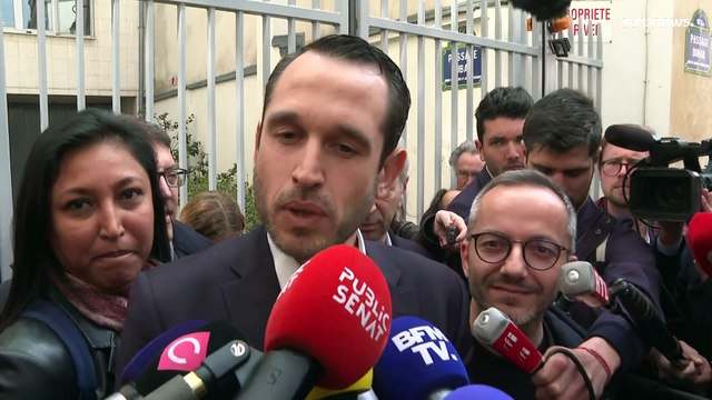 Législatives en France : discussions entre Insoumis et socialistes pour une union de la gauche