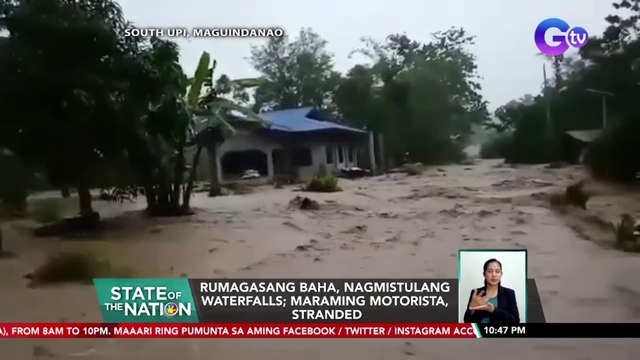 Rumagasang baha, nagmistulang waterfalls; maraming motorista, stranded | SONA