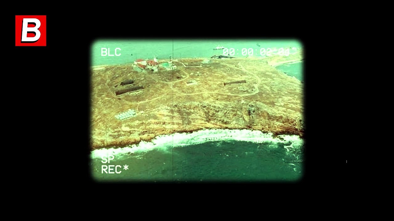 Snake Island: Ukraine TOOK CONTROL of Russians in the Black Sea