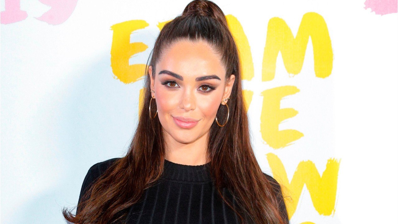 VOICI : Nabilla enceinte : elle dévoile le visage de son deuxième enfant capté pendant l'échographie