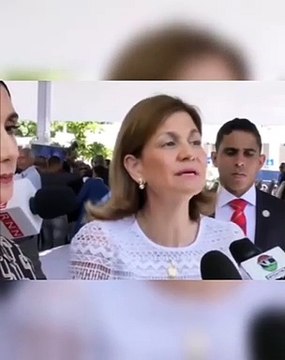 Primera dama niega asesora sea parte del Gobierno