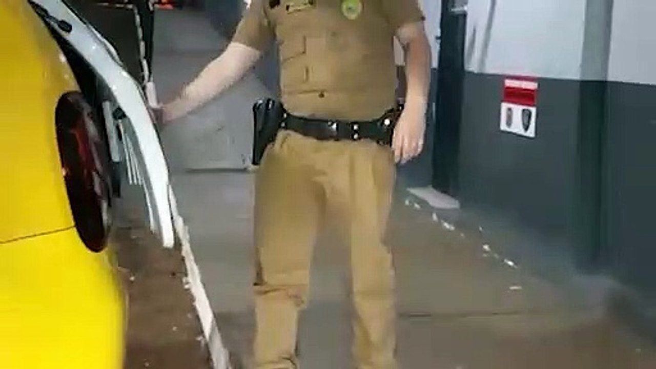 Avisa a galera que o churrasco foi cancelado! Homem é detido furtando picanha em mercado de Cascavel