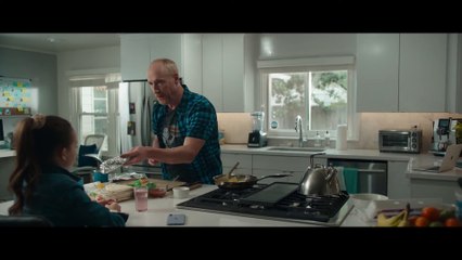 Unplugging Movie Clip - Where's My Phone