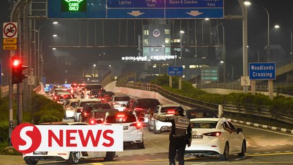 Johor police expect high-volume traffic this holiday season, to deploy personnel to hotspots