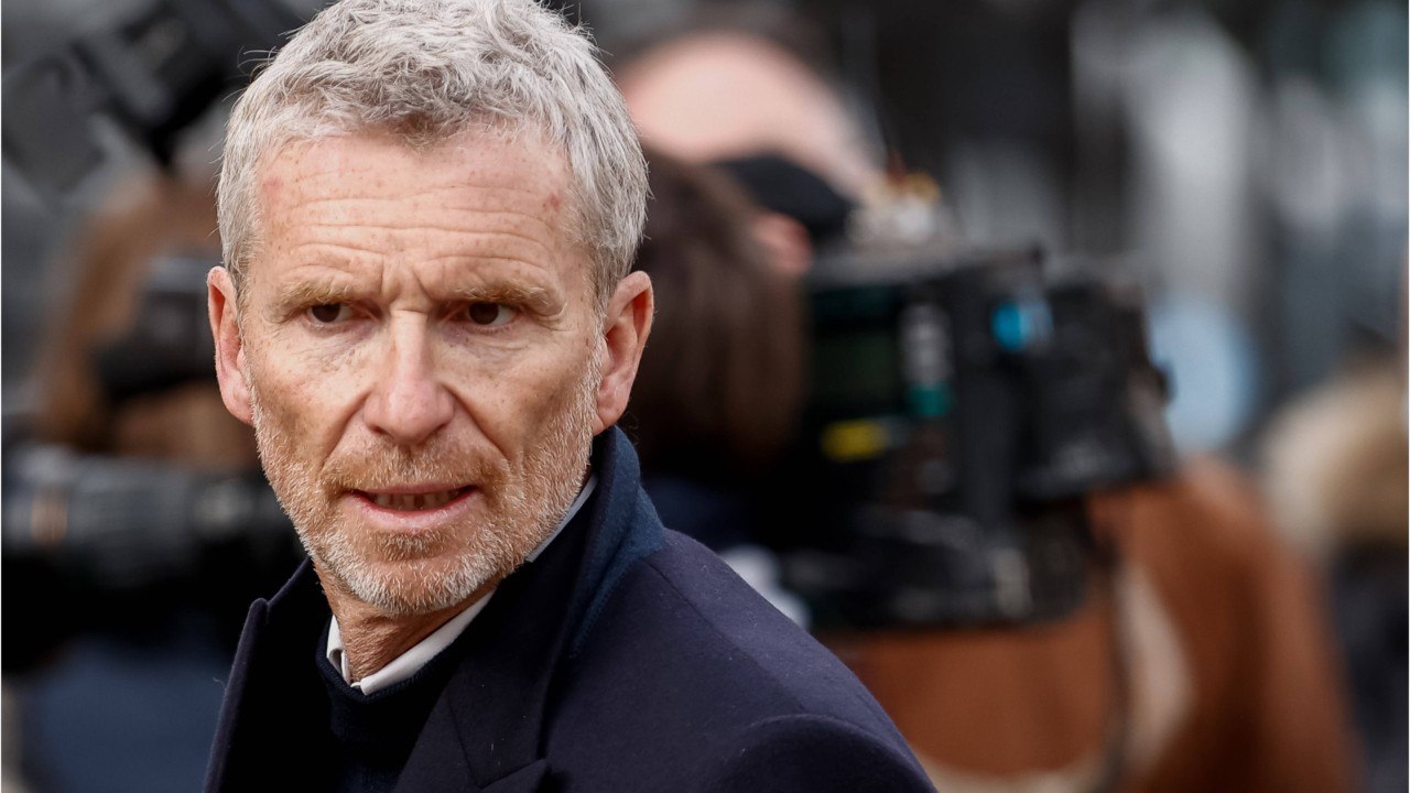 Voici - Koh-Lanta 2022 : Denis Brogniart dévoile pourquoi il a “grondé” Colin au conseil