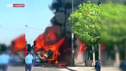 Seyir halinde yanan belediye otobüsü küle döndü