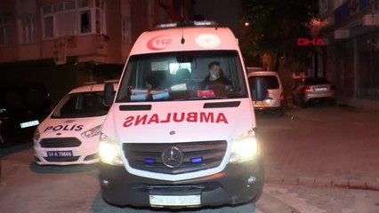 İSTANBUL-SULTANGAZİ'DE 5 KATLI BİNADA YANGIN ÇIKTI, 2 KİŞİ DUMANDAN ETKİLENDİ