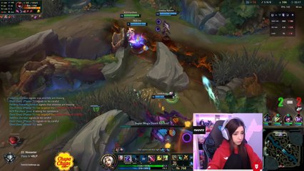 LoL: Nissaxter tirando la definitiva de Jinx al lado contrario