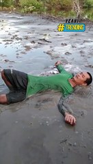 Người đàn ông nhận về hàng triệu lượt xem nhờ 'thử thách 6 ngày 6 đêm ... gét gô'