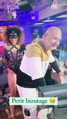 Cauet se fait fouetter pour son anniversaire - le 27 avril 2022, chez NRJ