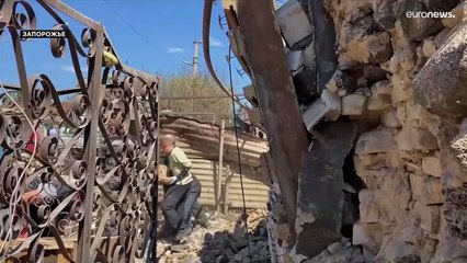 Москва и Киев делают заявления об угрозе "донецкого котла" и ударов по территории России