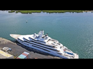 Fiji says U S can seize Russian yacht despite disputed ownership but