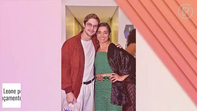 Filhos de Domingos Montagner acompanham a mãe em lançamento de livro sobre o ator. Veja!