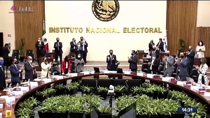 López Obrador presenta su iniciativa de reforma electoral