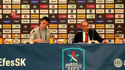 Ettore Messina: "Anadolu Efes'i tebrik ederim"