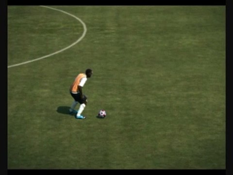 Pro Evolution Soccer 2010 Dribbling part 4