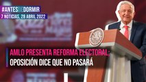 AMLO propone reducir el número de diputados en su reforma electoral