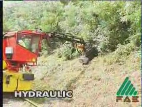 TIMBERCOOP FML/HY-125-FS BROYEUR sur PELLE