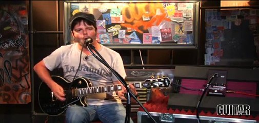 Epiphone Les Paul Custom thru a Rocktron Banshee 2 Talk Box