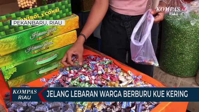 Jelang Lebaran Warga Berburu Kue Kering