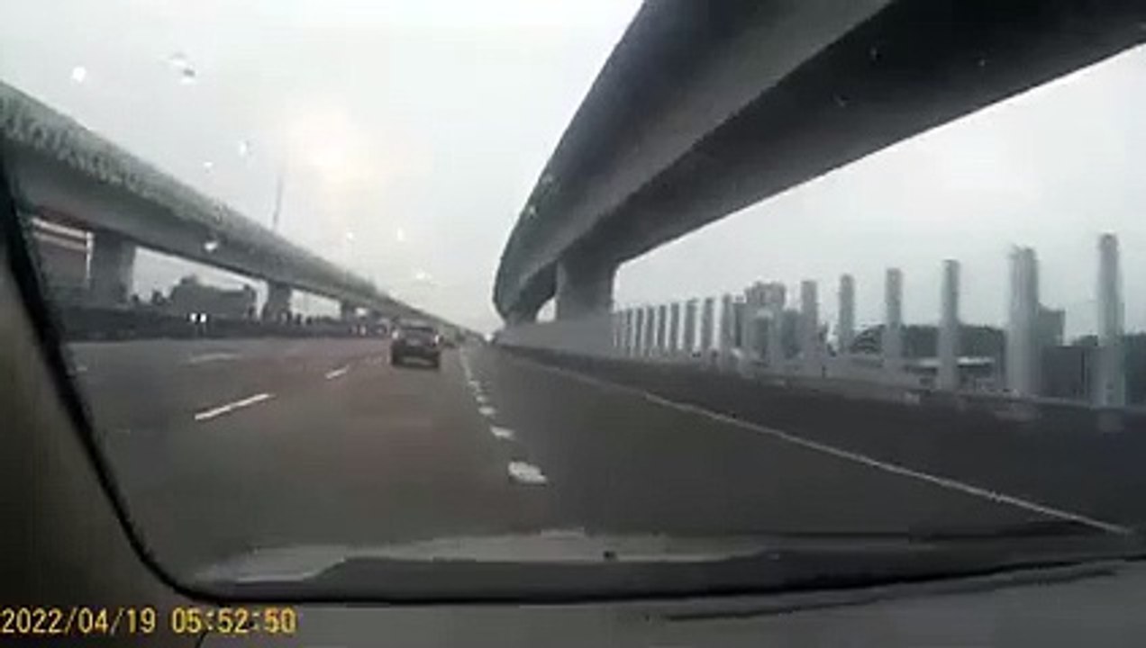 兇手就是他！恐怖聯結車國道沿途掉鋼筋 9車無辜受害