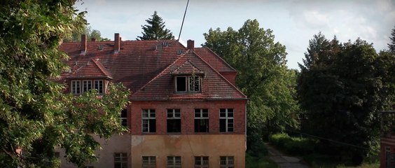 Endzone: A World Apart - Survivor Edition trailer #1