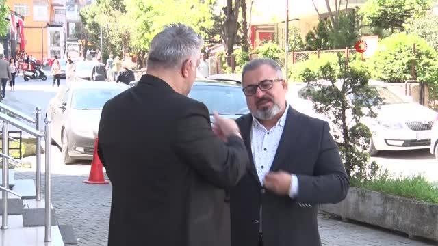 Ünlü Türk Halk Müziği Sanatçısı Delen. emniyet sayesinde dolandırılmadan kurtulduğu olay sonrası vatandaşları uyardı