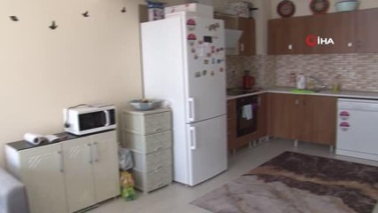Dairesini satılığa çıkarttı, çok sayıda kişi görmek isteyince ev turunu ücretli yaptı