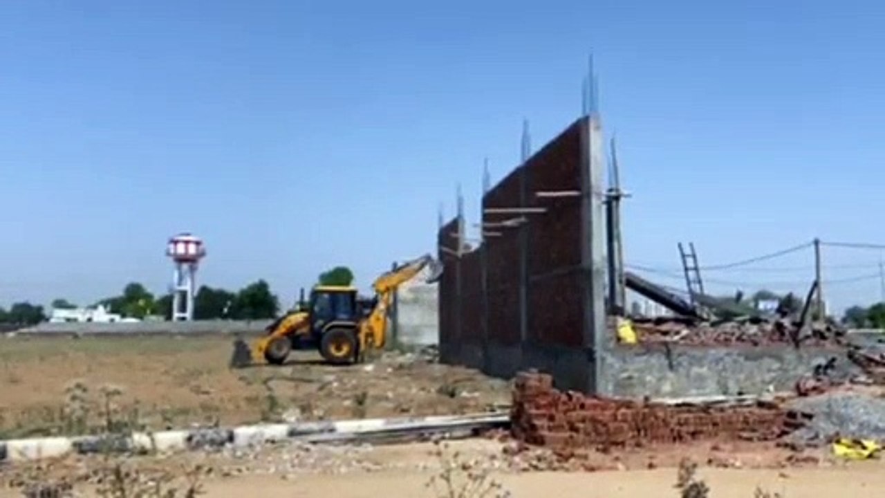 जेडीए की कार्रवाई के बाद फिर बसा रहे अवैध कॉलोन...