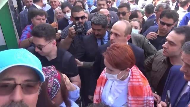 Antalyalı Kadın Çiftçiden Akşener'e: Sen Bizim Umudumuzsun; Lütfen Sesimiz Ol, Her Şeyimiz Ol Meral Hanım