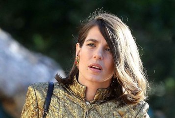 « Pourquoi moi, pourquoi j'existe ? » : Charlotte Casiraghi se confie comme rarement sur le deuil de son père...